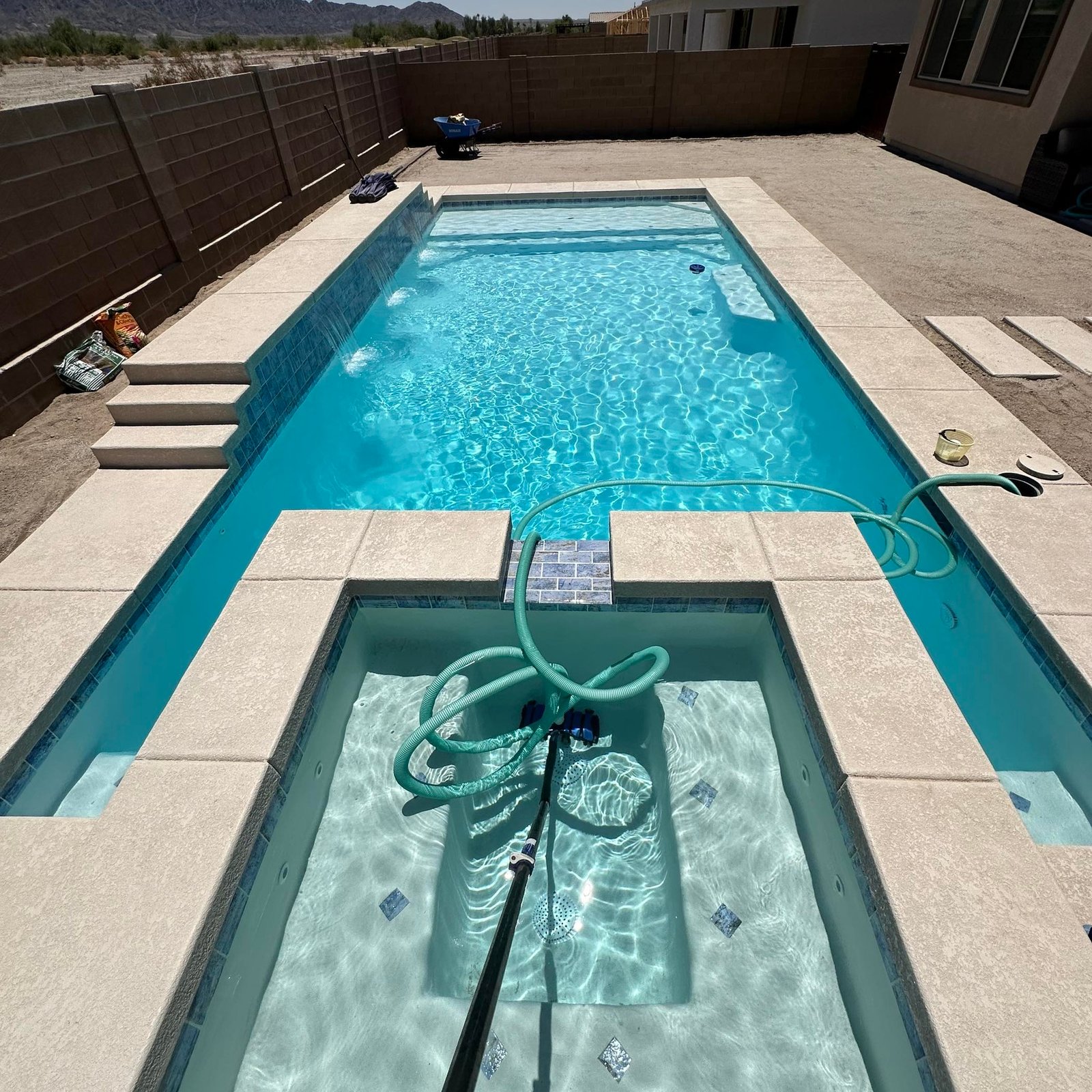 528615472_1259077352668994_8835935188209473390_n