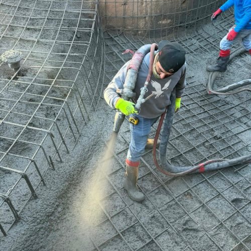 b7ad39ea-e102-4556-a92d-d66c74eb0a3a